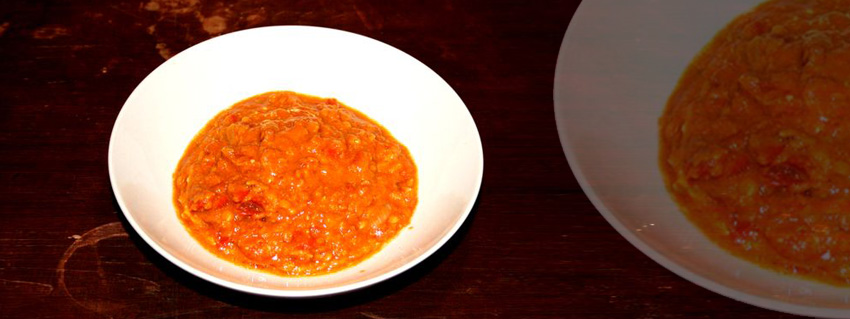 Rezept für vegane Linsensuppe mit Tomaten und Kokosmilch